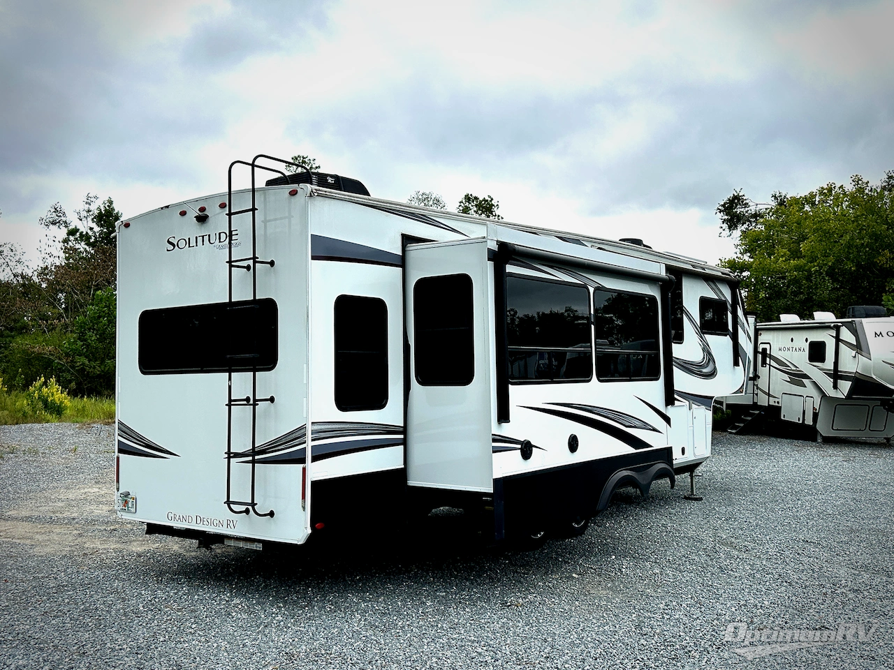 2022 Grand Design Solitude S-Class 2930RL Photo 19