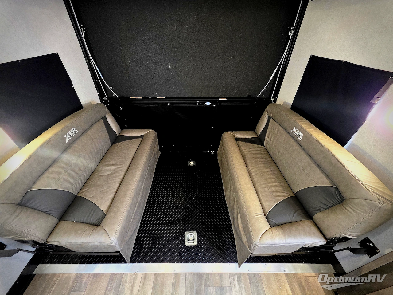 2022 Forest River XLR Boost 32RZR14 Photo 11