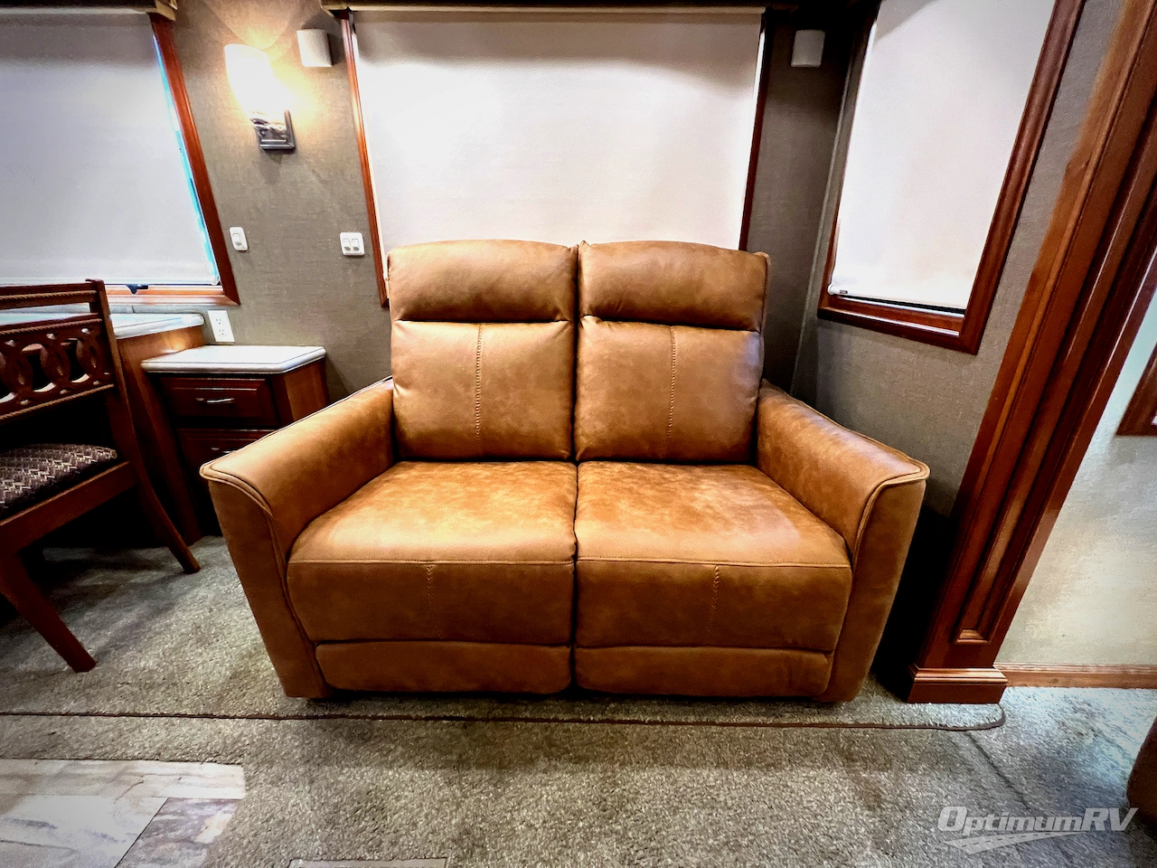 2016 DRV Luxury Suites Mobile Suites 36RSSB3 Photo 6