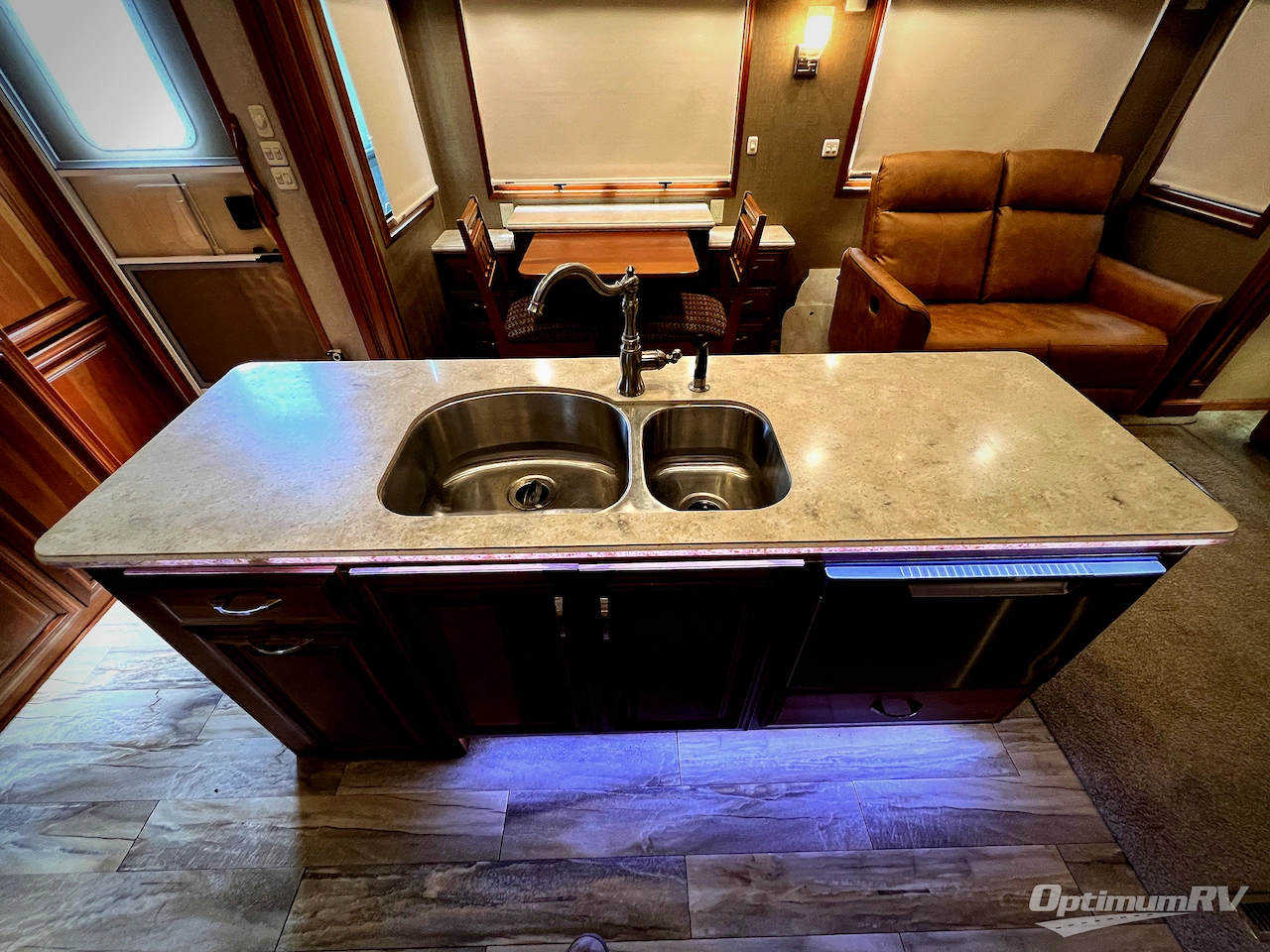 2016 DRV Luxury Suites Mobile Suites 36RSSB3 Photo 15