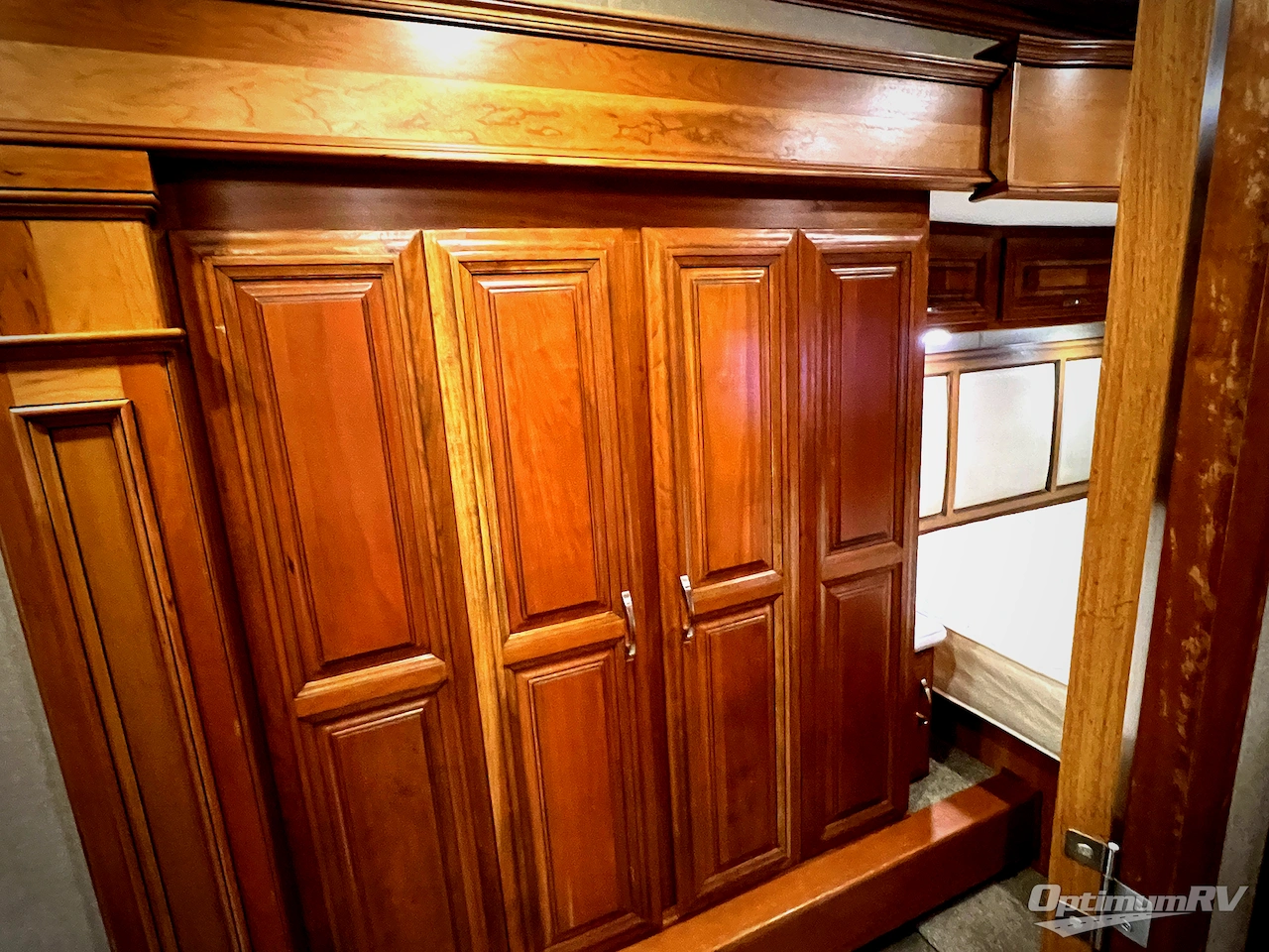 2016 DRV Luxury Suites Mobile Suites 36RSSB3 Photo 24