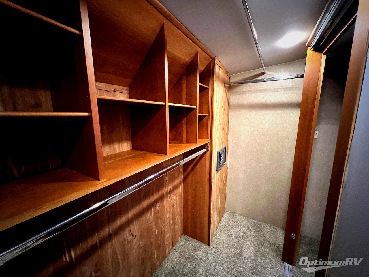 2016 DRV Luxury Suites Mobile Suites 36RSSB3 Photo 33