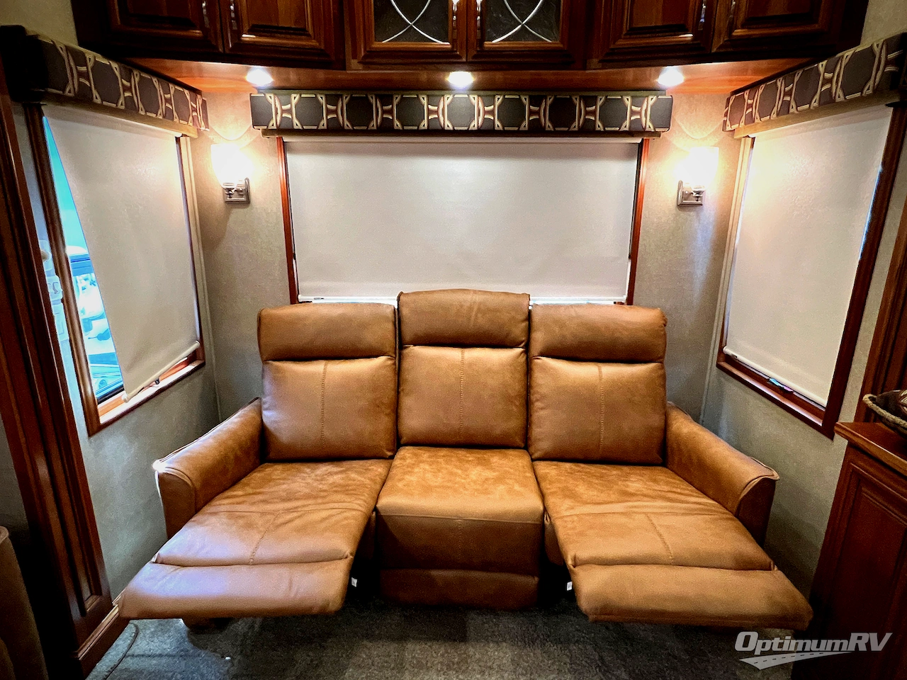 2016 DRV Luxury Suites Mobile Suites 36RSSB3 Photo 41