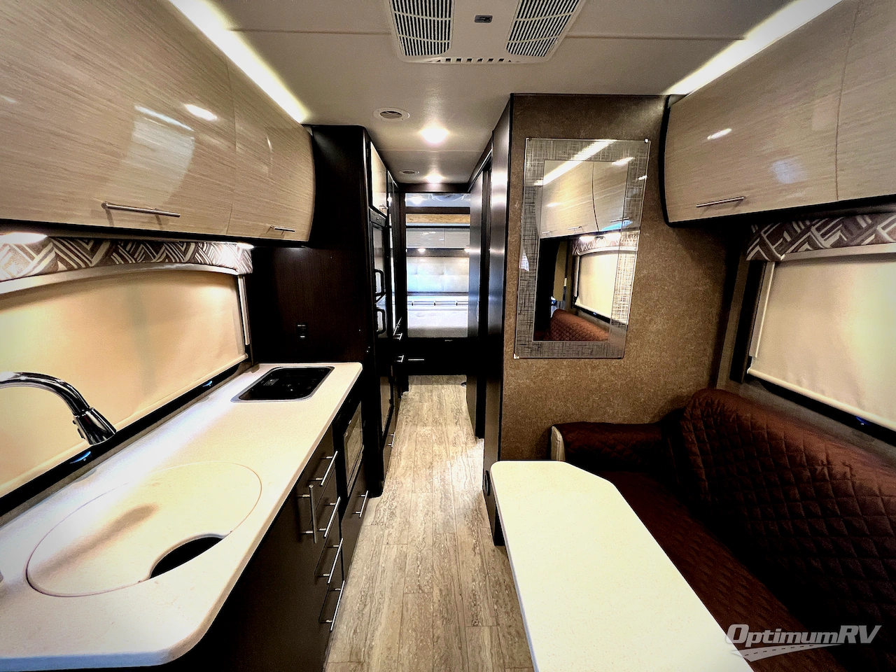 2018 Thor Axis 25.2 Photo 4
