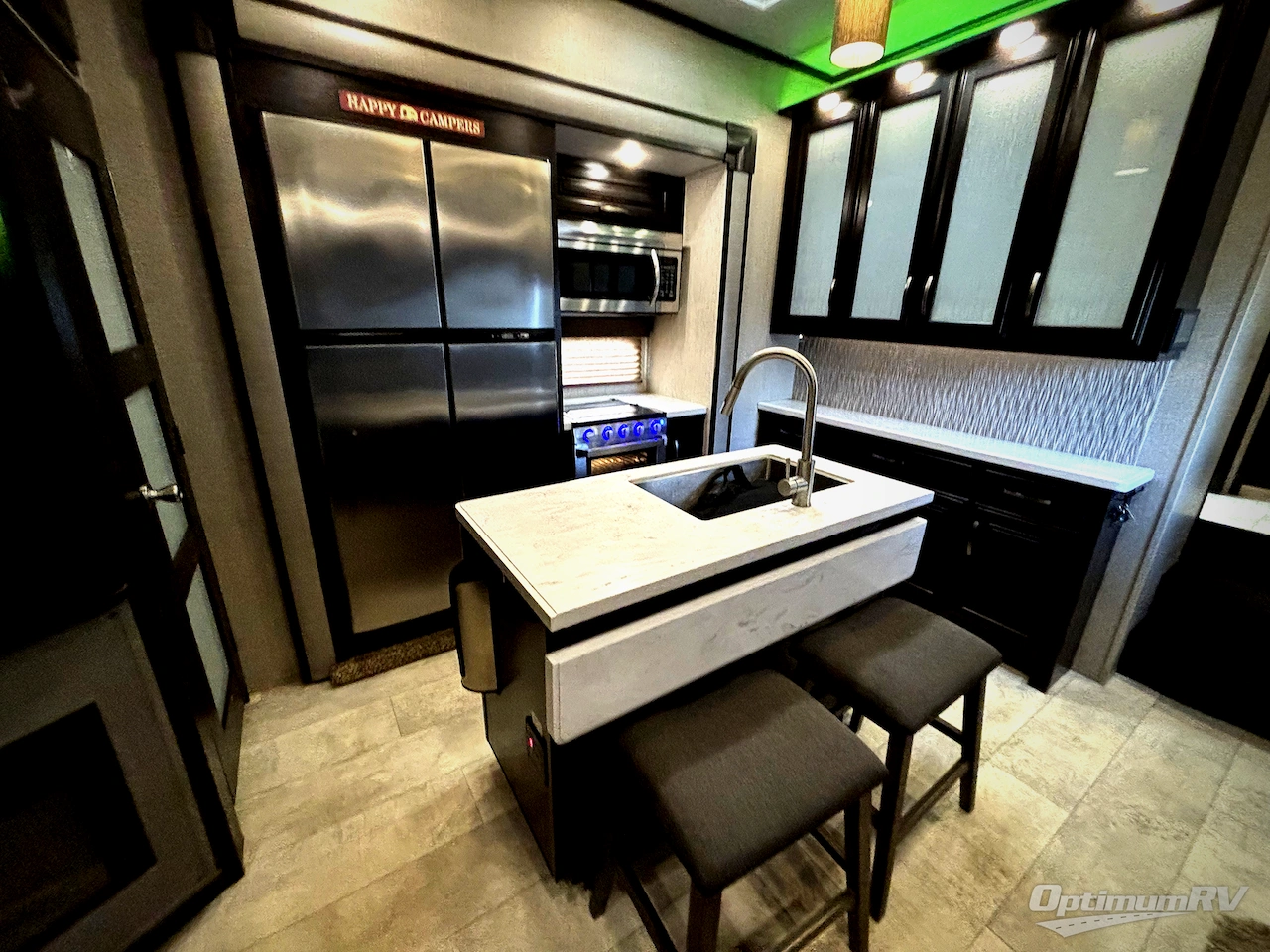 2019 Grand Design Momentum M-Class 351M Photo 6