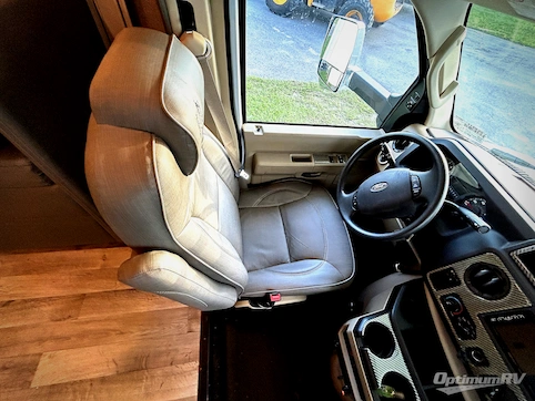 2020 Jayco Greyhawk Prestige 30XP RV Photo 2