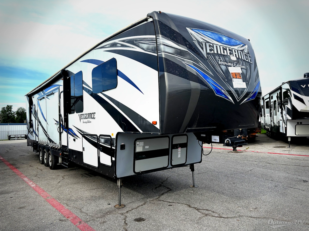 2016 Forest River Vengeance Touring Edition 40D12 Photo 1