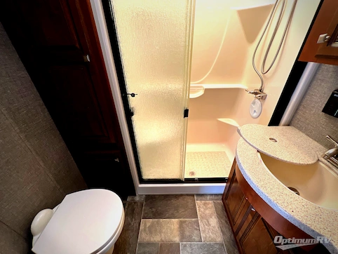 2017 Heartland Bighorn 3010RE RV Photo 3