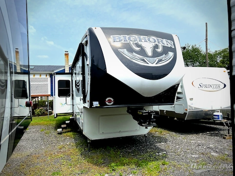 Used 2017 Heartland Bighorn 3010RE Featured Photo