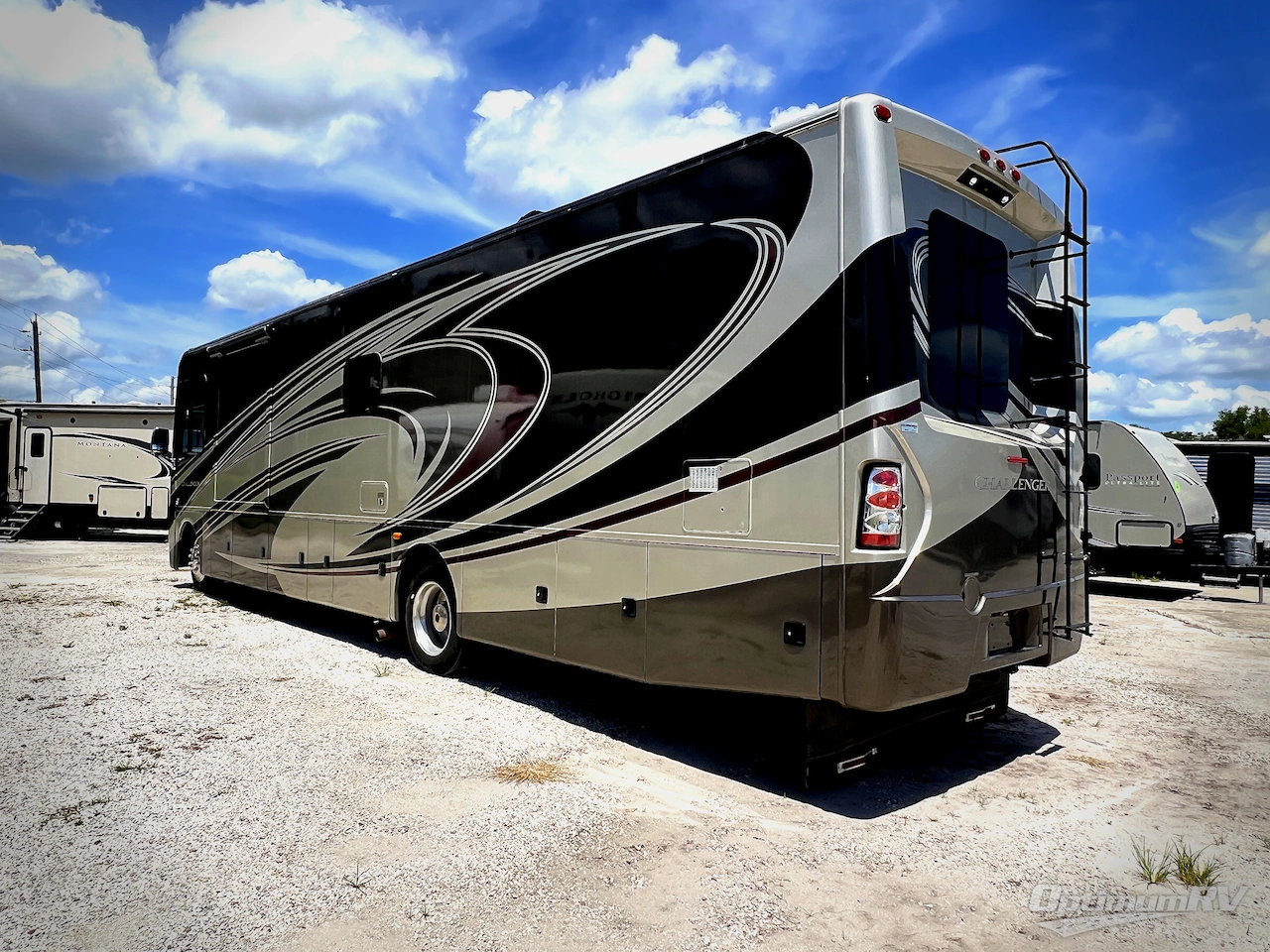 2015 Thor Challenger 37KT Photo 3