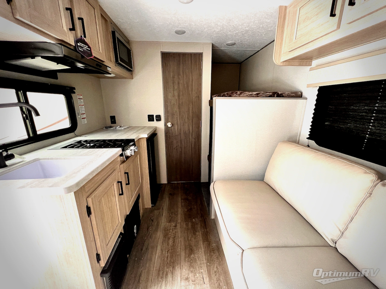 2024 Coachmen Catalina Summit Series 7 164BHX Photo 4