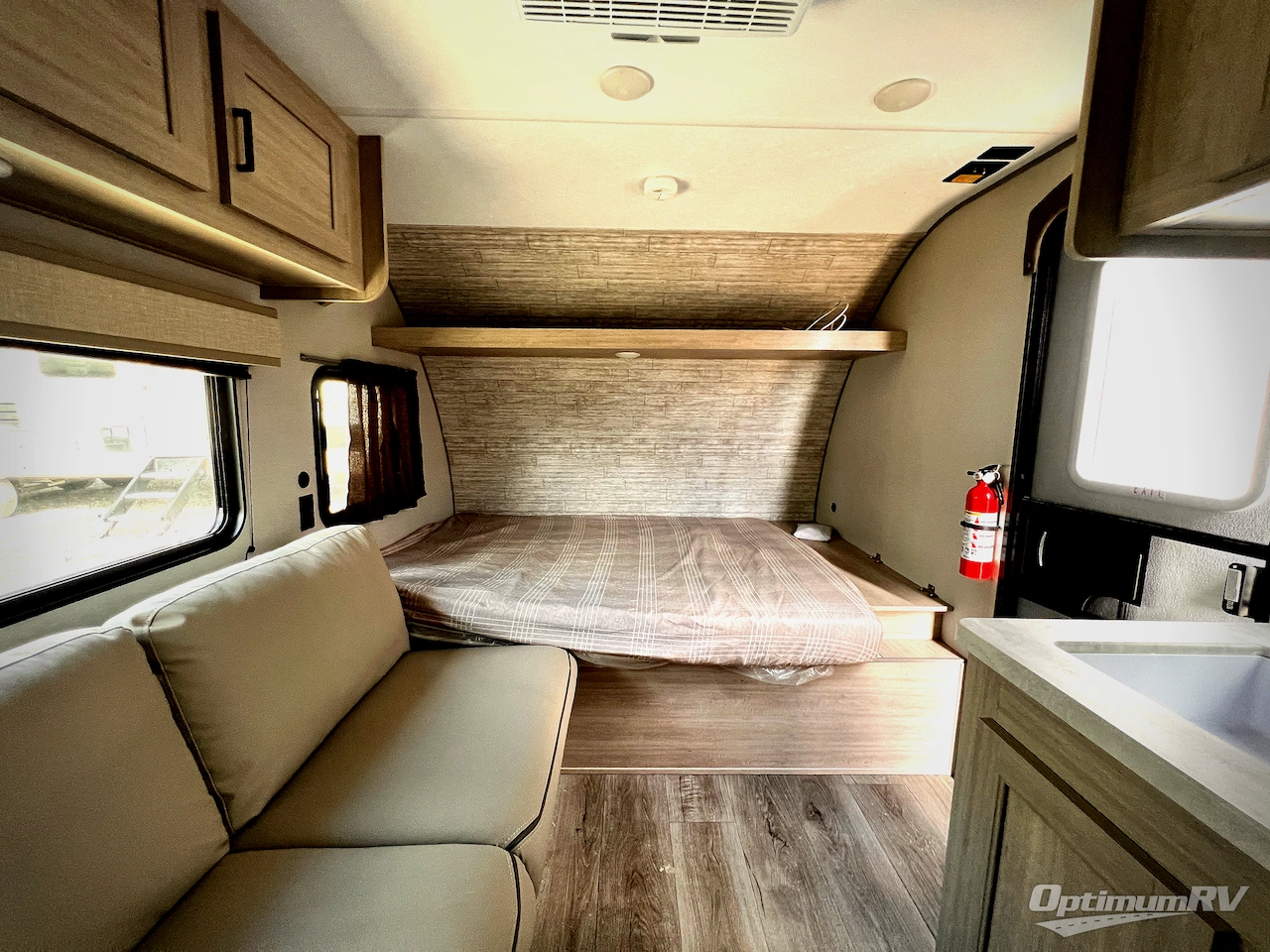 2024 Coachmen Catalina Summit Series 7 164BHX Photo 5