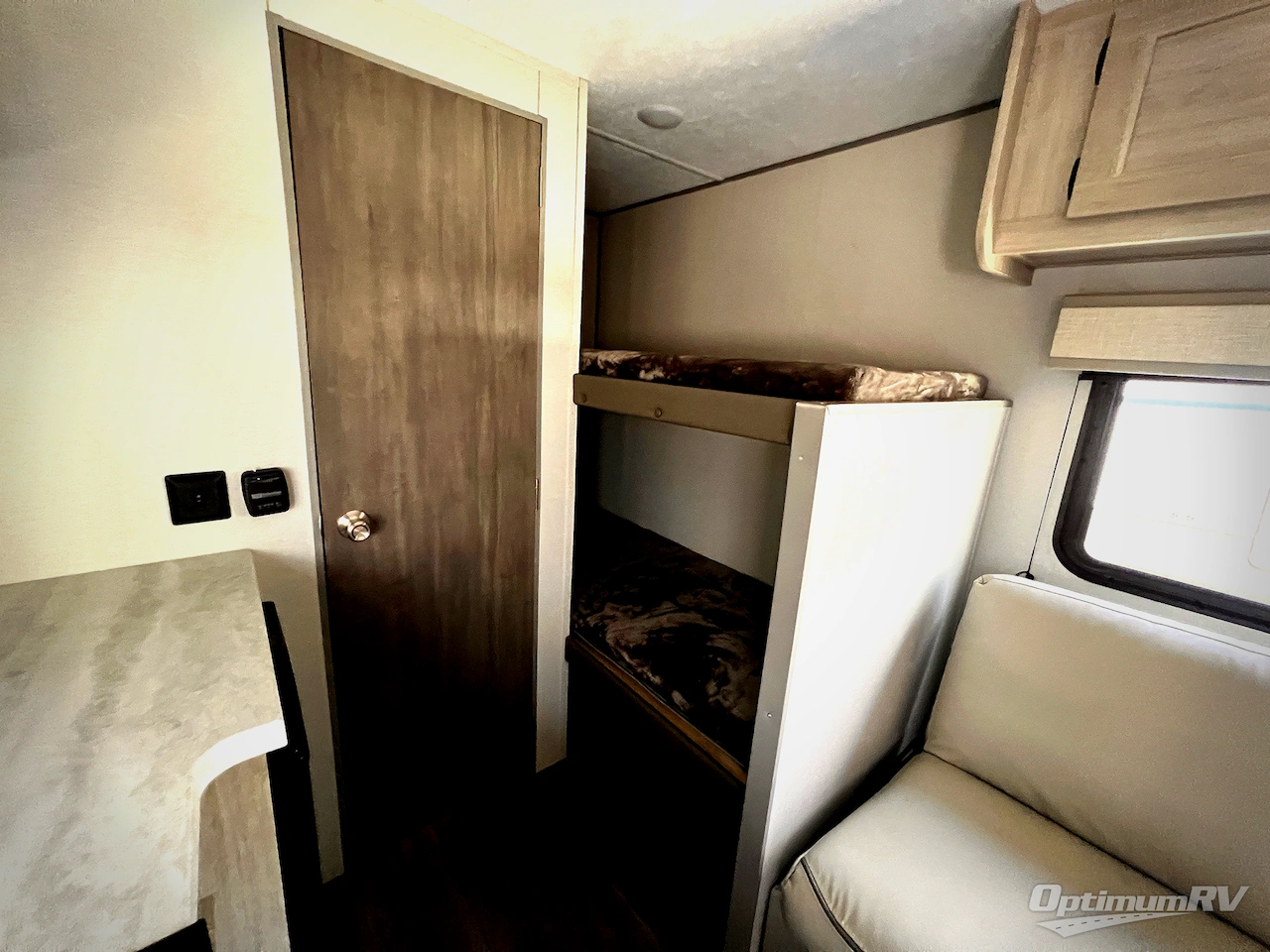 2024 Coachmen Catalina Summit Series 7 164BHX Photo 12