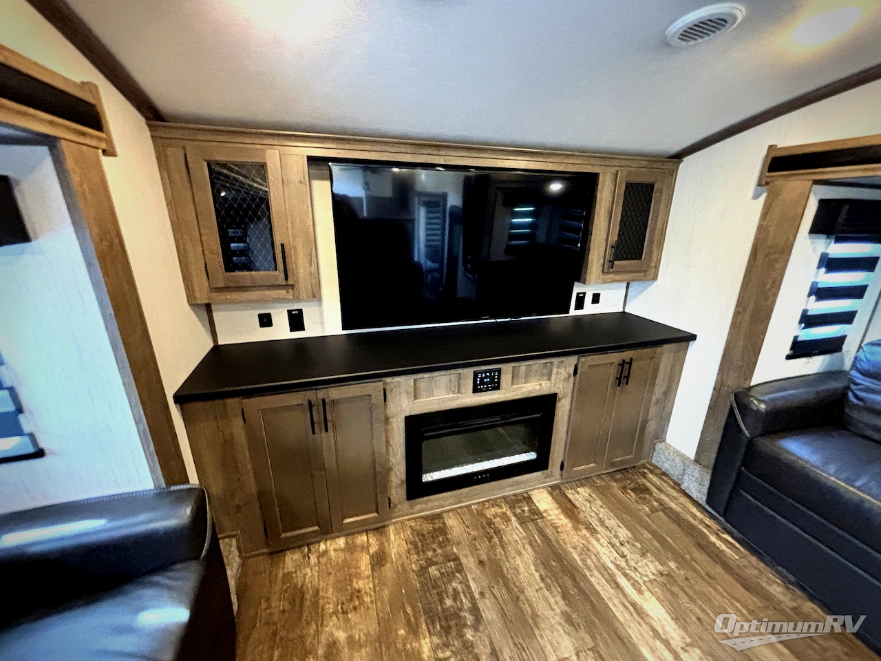 2022 Forest River Sabre 37FLH Photo 10