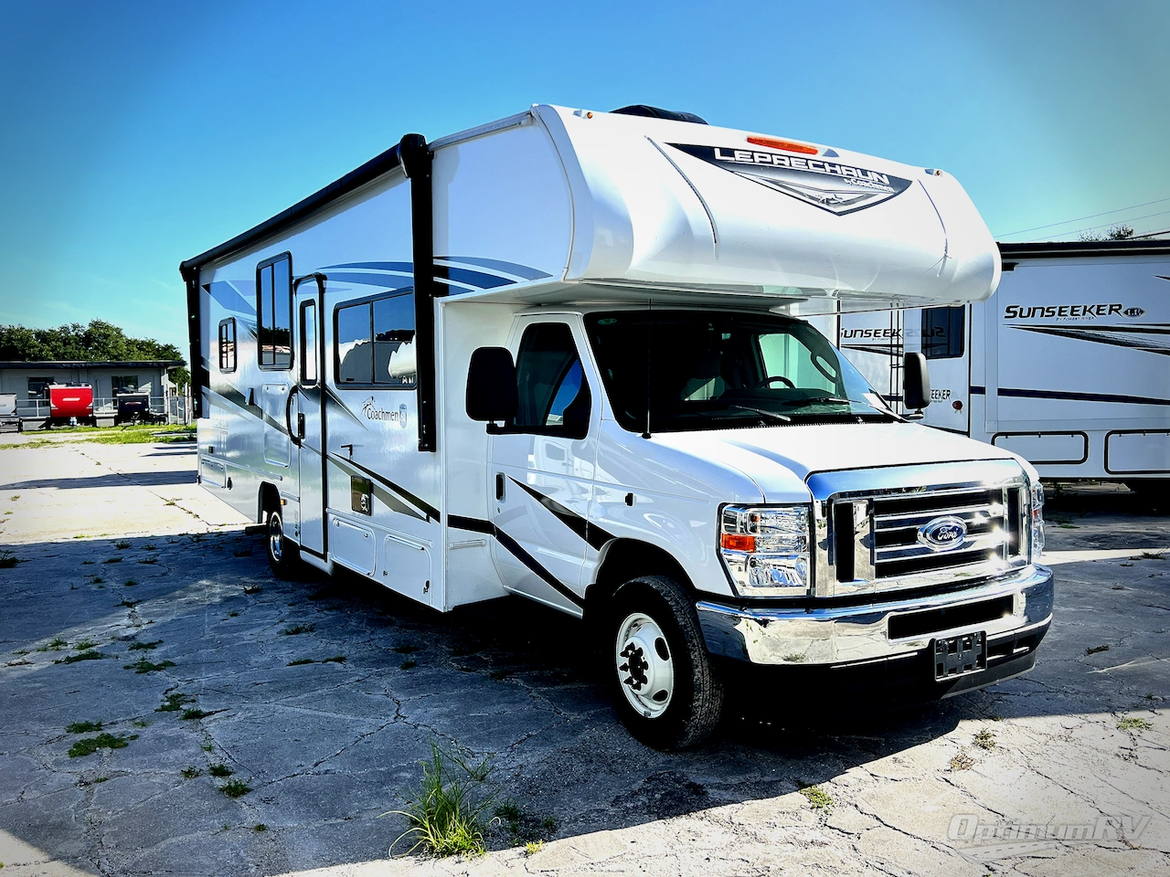 2025 Coachmen Leprechaun 298KB Ford 450 Photo 1