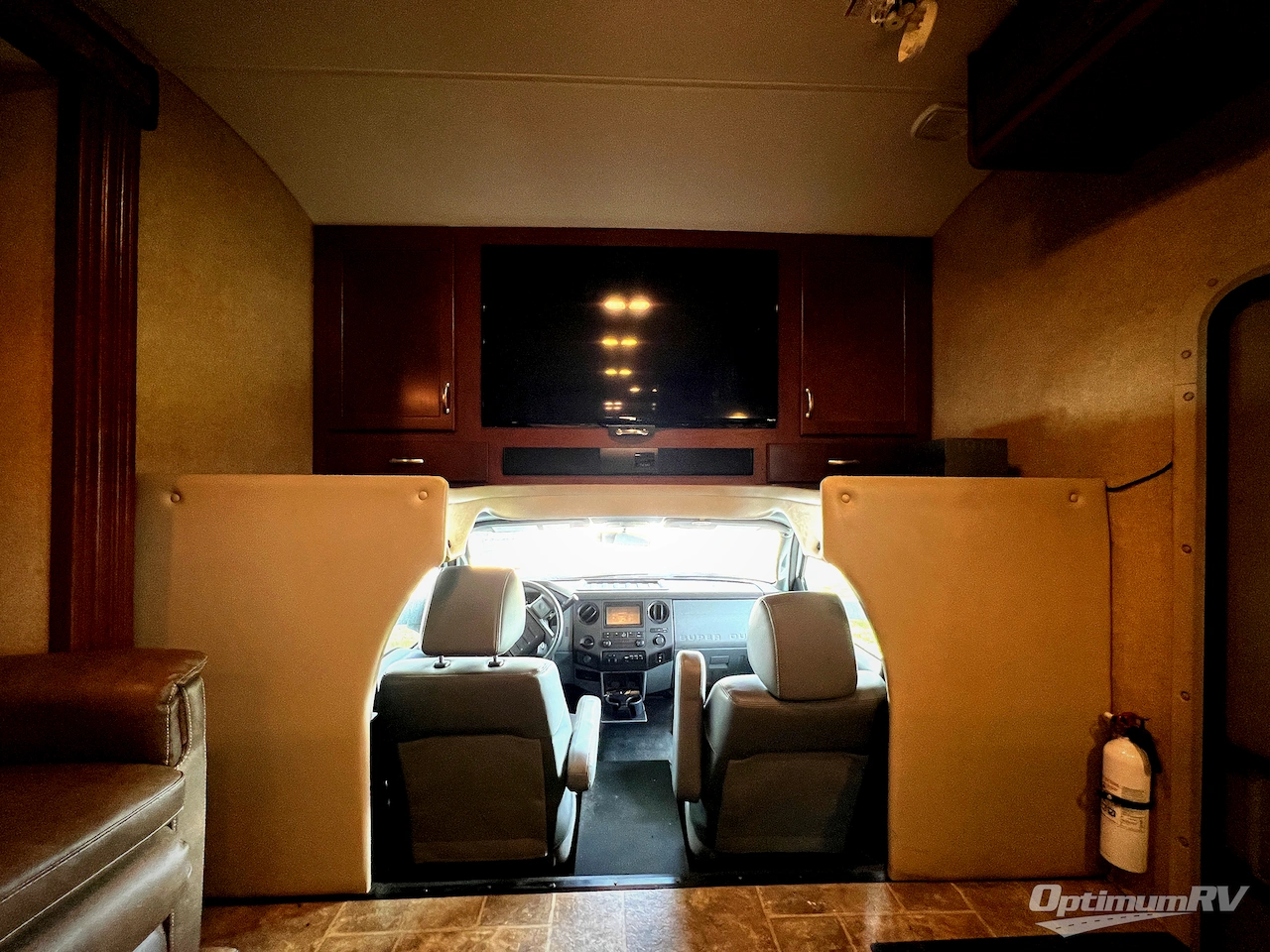 2015 Thor Four Winds Super C 35SK Photo 7