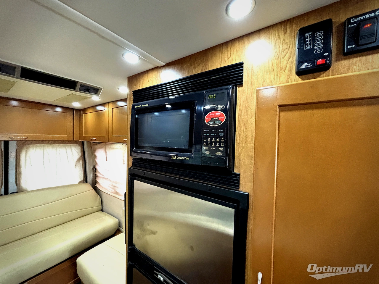 2012 Pleasure-Way Plateau RB Photo 14