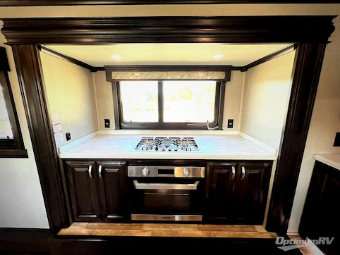 2019 RiverStone RiverStone 39FKTH RV Photo 3