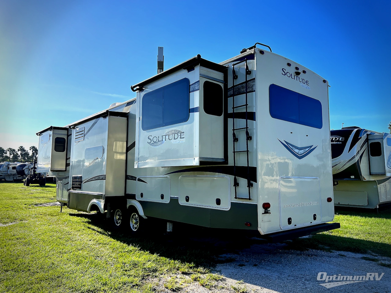 2018 Grand Design Solitude 375RES Photo 2