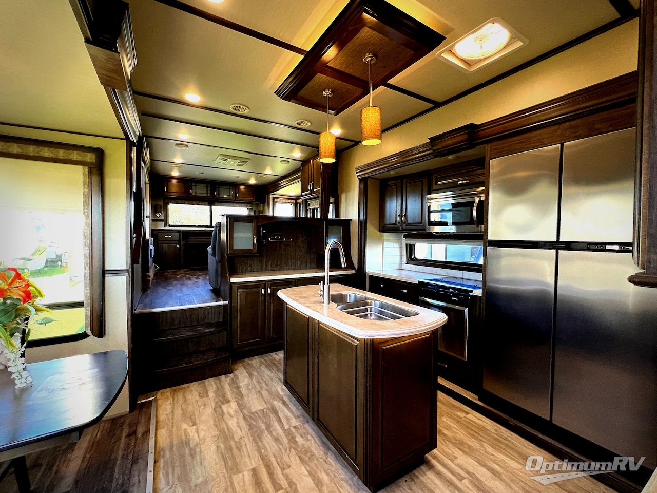 2018 Grand Design Solitude 375RES Photo 5