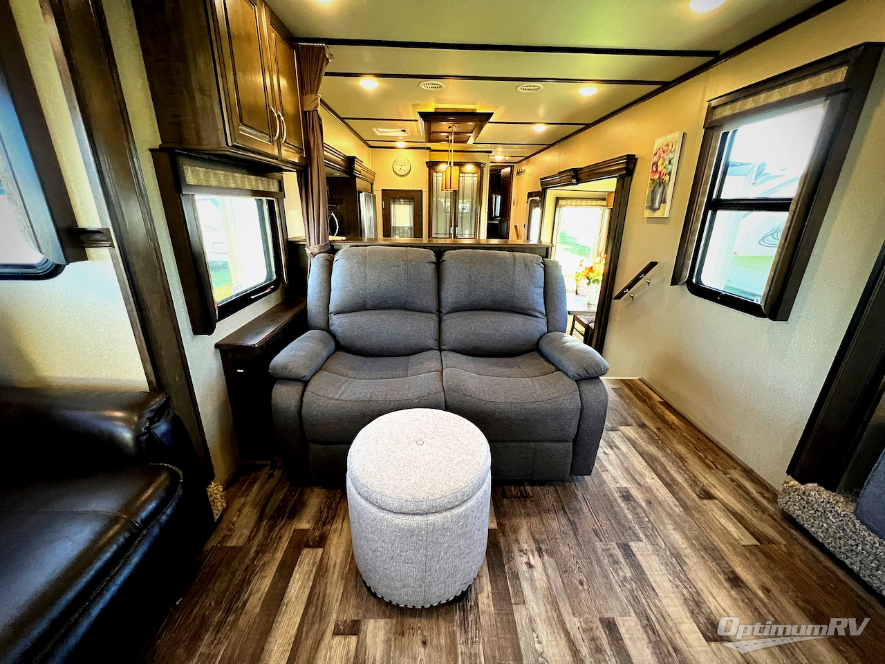 2018 Grand Design Solitude 375RES Photo 12