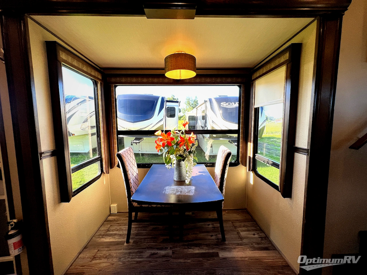 2018 Grand Design Solitude 375RES Photo 13