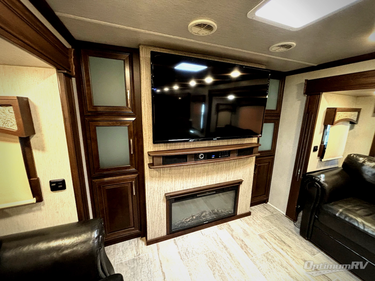 2019 Heartland Bighorn 3980RRD Photo 23