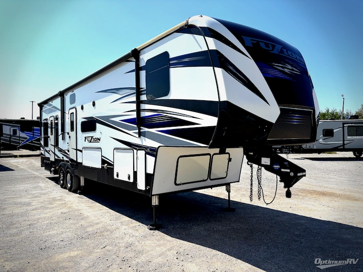 2019 Keystone Fuzion 369 RV Photo 1