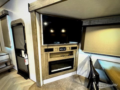2022 Forest River Salem Hemisphere 286RL RV Photo 4