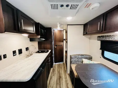 2020 Jayco Jay Flight SLX 7 174BH RV Photo 4