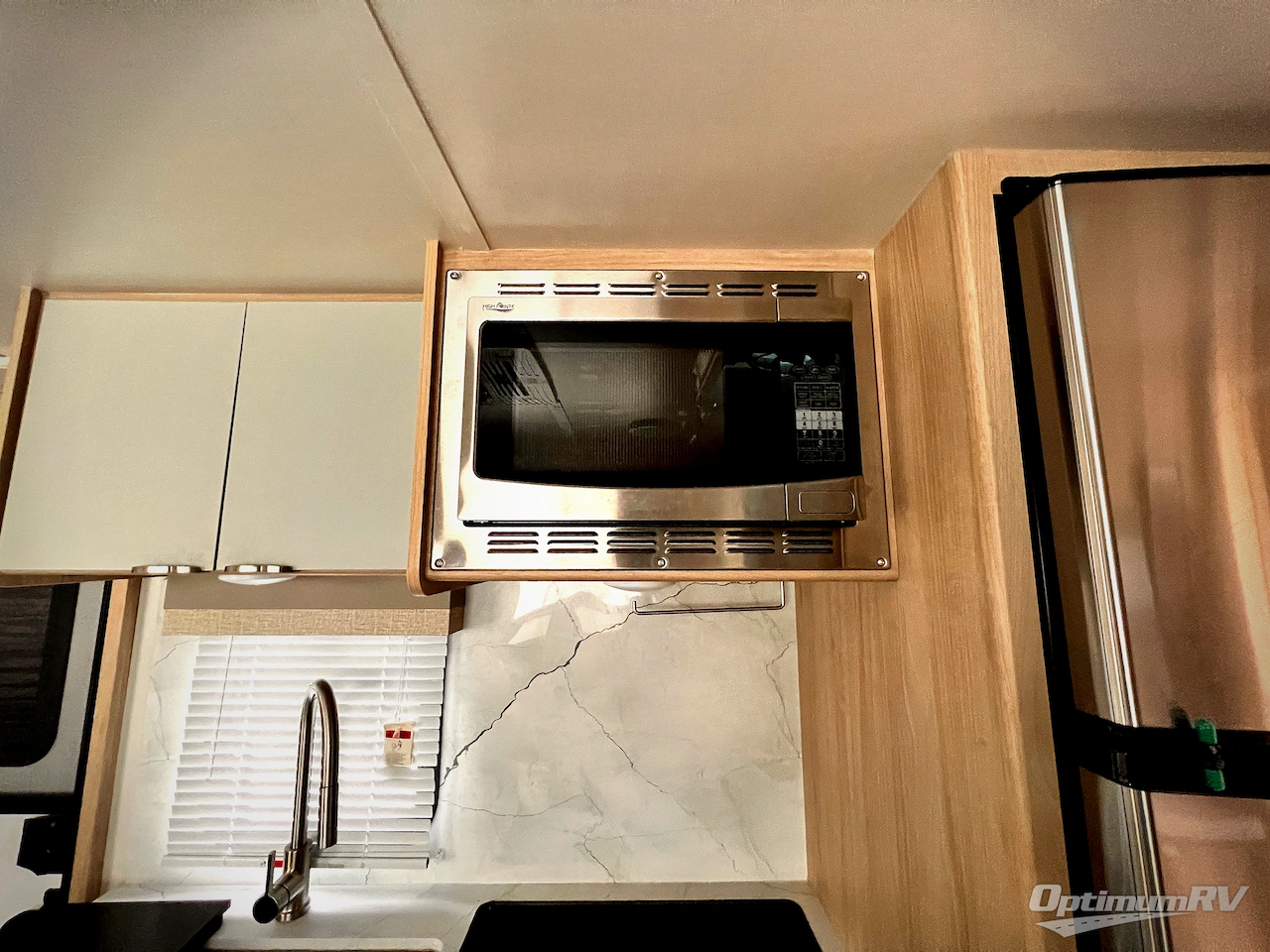 2023 Winnebago Towables Micro Minnie 2108FBS Photo 11