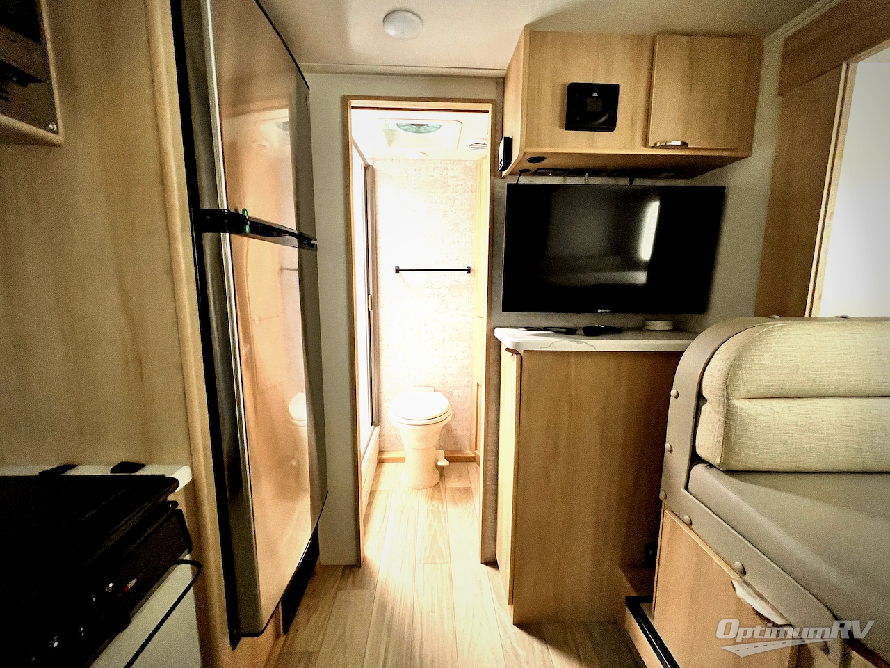 2023 Winnebago Towables Micro Minnie 2108FBS Photo 14