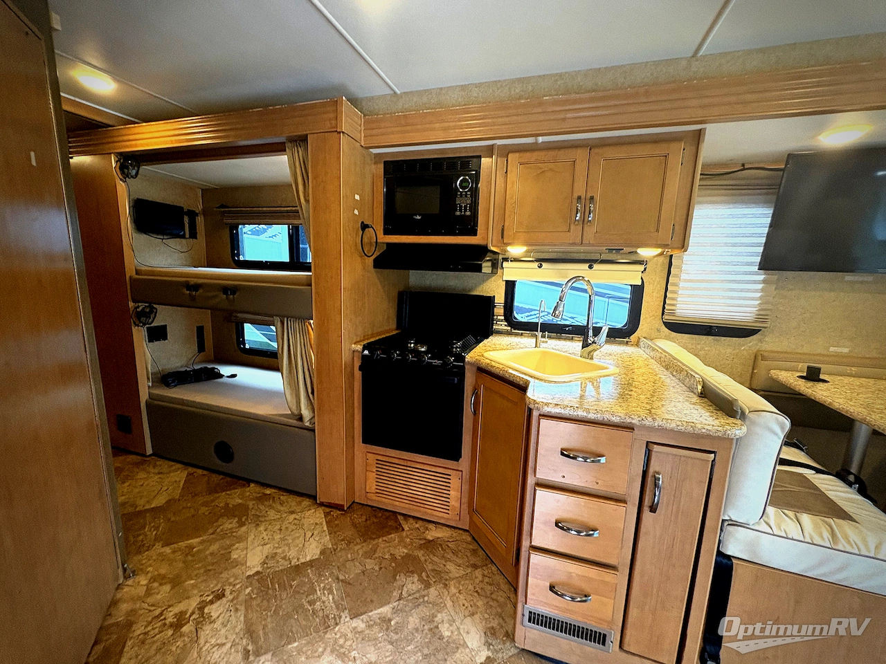 2016 Thor ACE 30.2 Photo 12