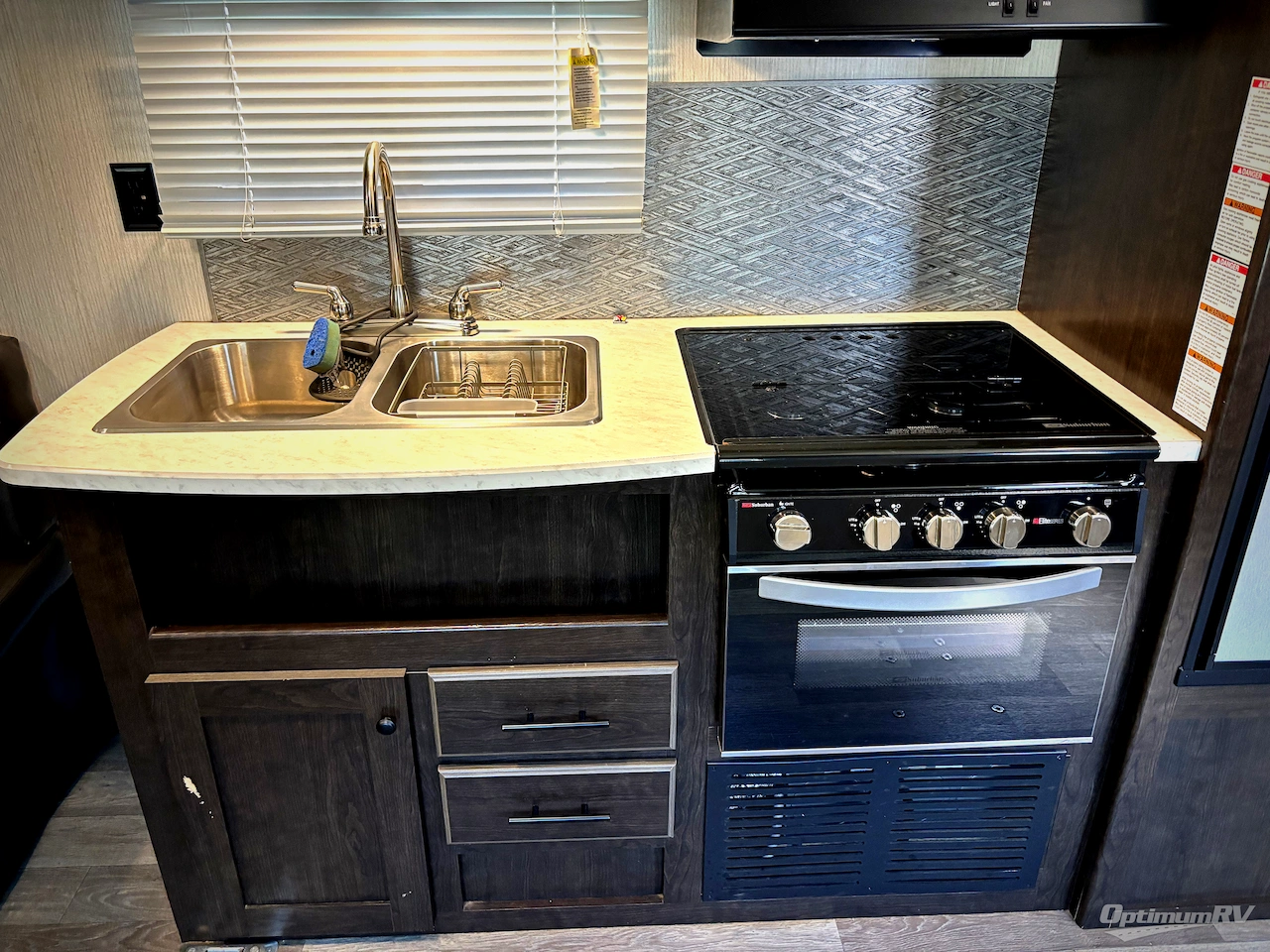 2020 Heartland Pioneer RG28 Photo 8