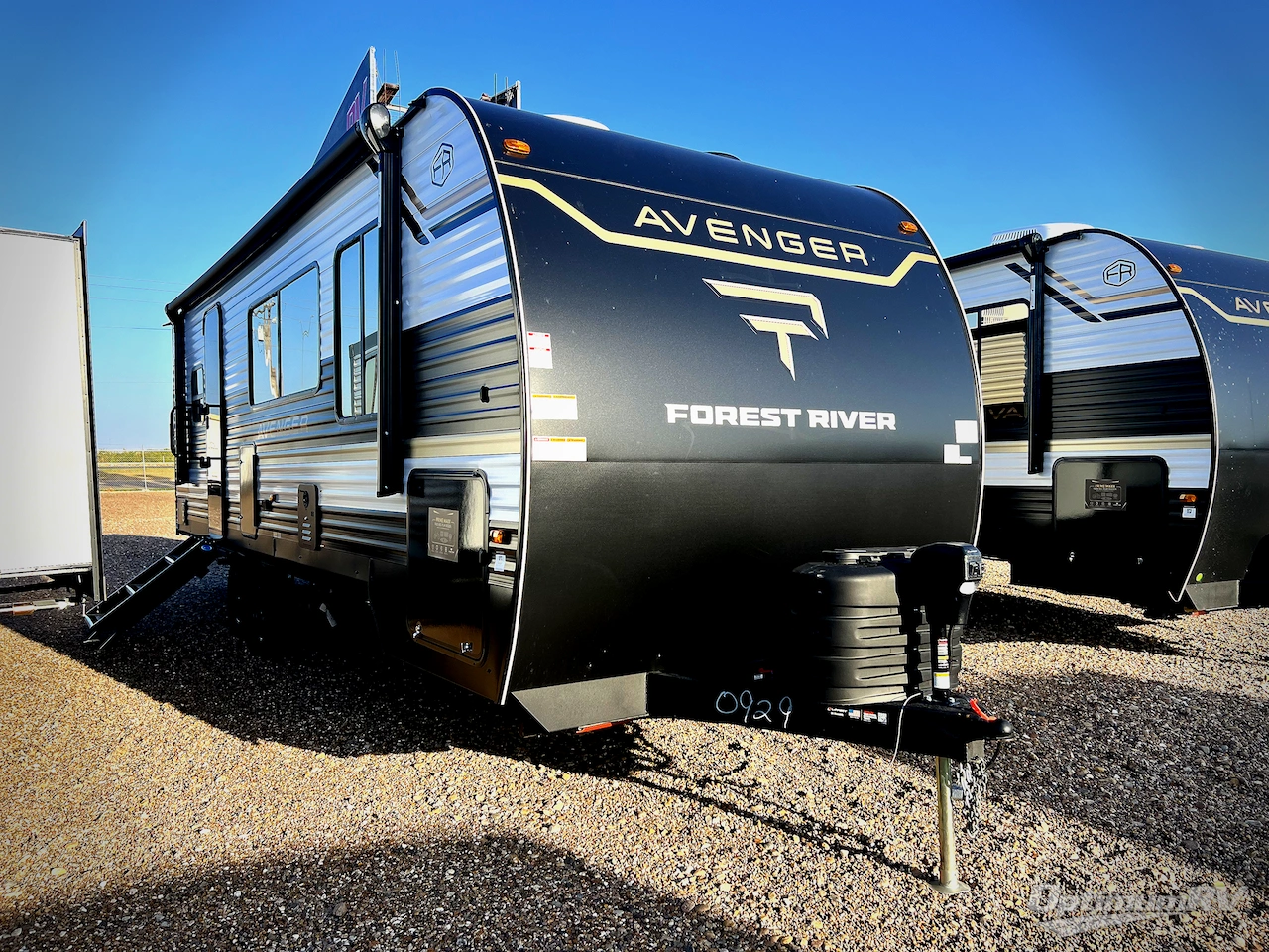 2026 Prime Time Avenger 25MKO Photo 1