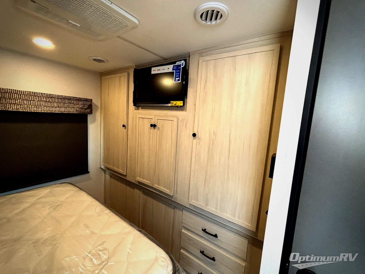 2027 Forest River Sunseeker 3010DS Photo 21