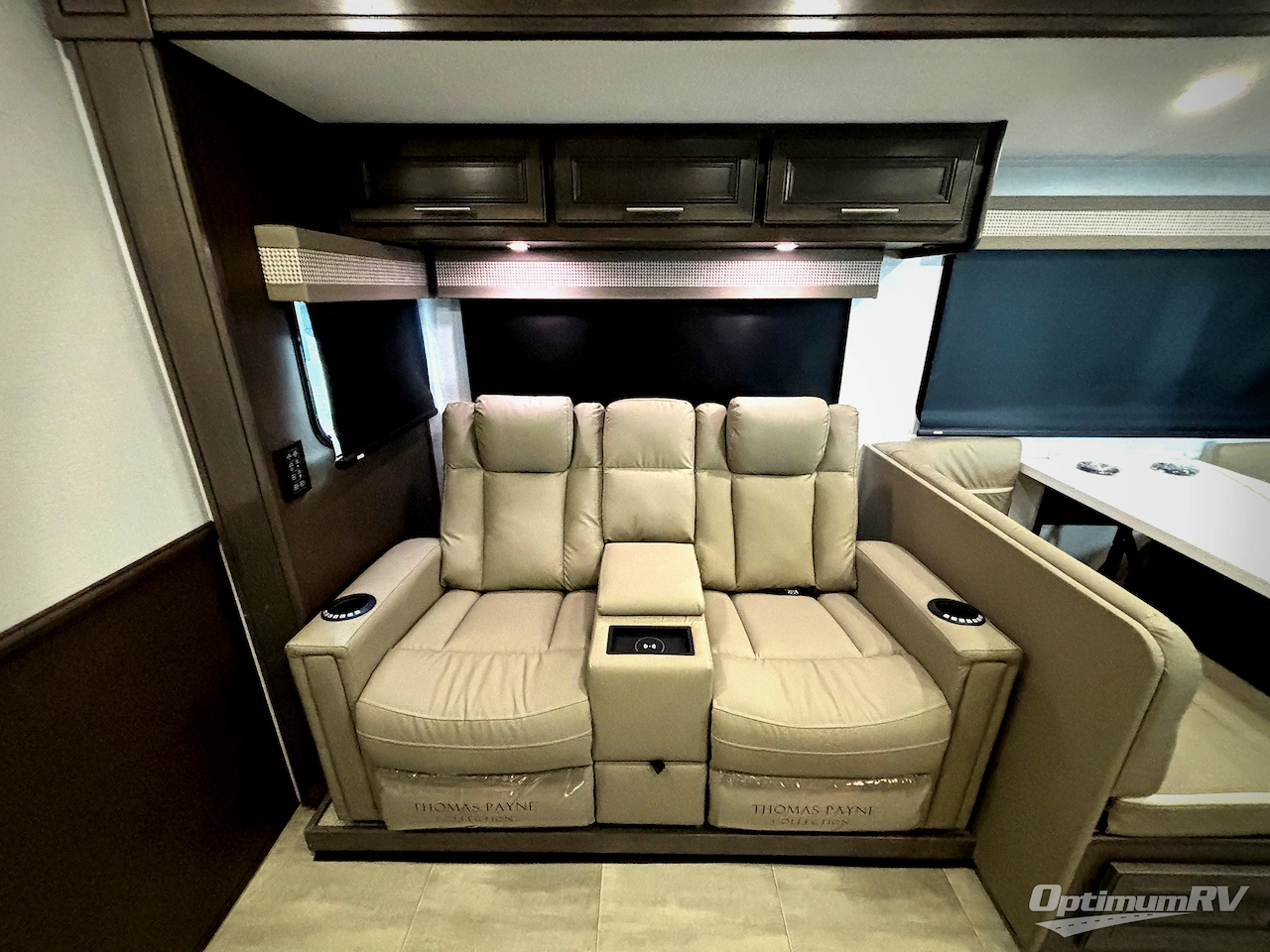 2025 Forest River Georgetown 5 Series 34M5 Photo 12