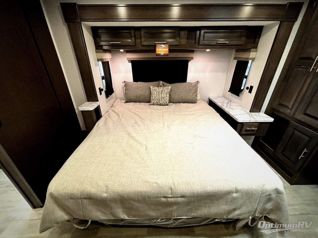 2025 Forest River Georgetown 5 Series 34M5 Photo 18