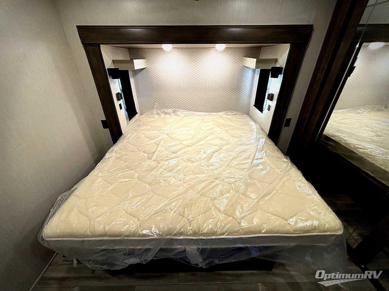 2022 Forest River Cedar Creek 345IK Photo 9