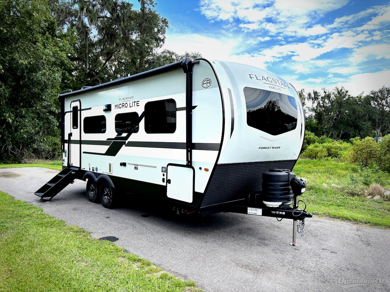 2027 Forest River Flagstaff Micro Lite 22FBS Photo 1