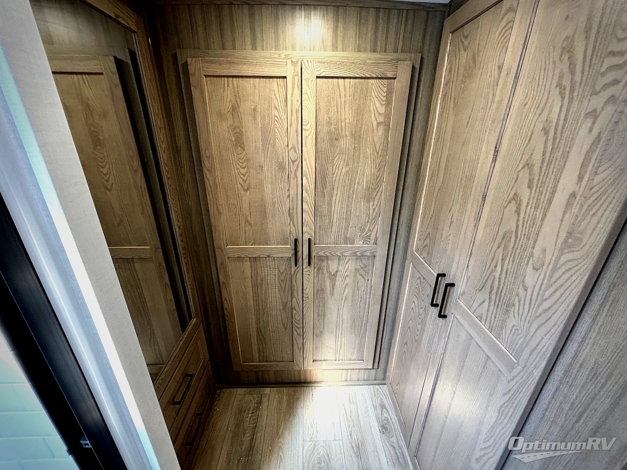 2026 Forest River Flagstaff Classic 401CFB Photo 9