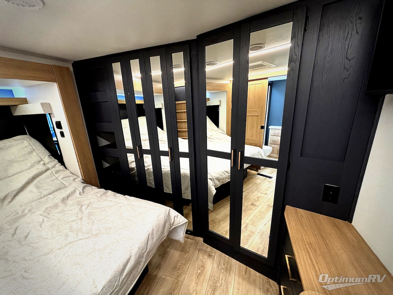 2025 Heartland Cyclone 4014C Photo 10