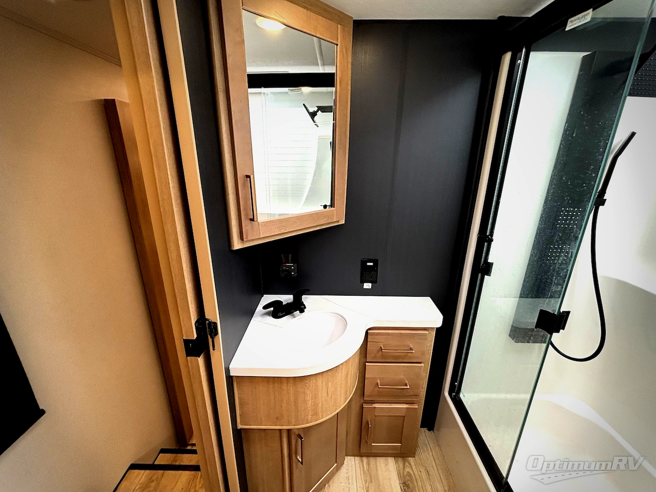 2025 Heartland Cyclone 4014C Photo 15