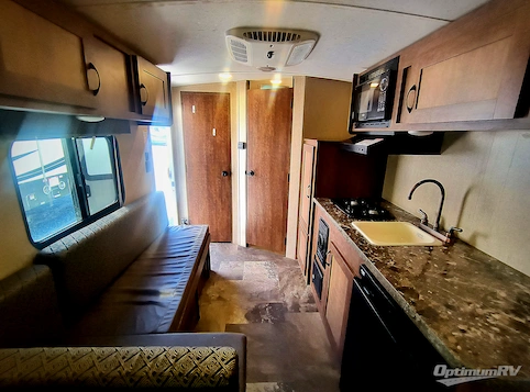 2017 Starcraft Autumn Ridge Mini 18QB RV Photo 2