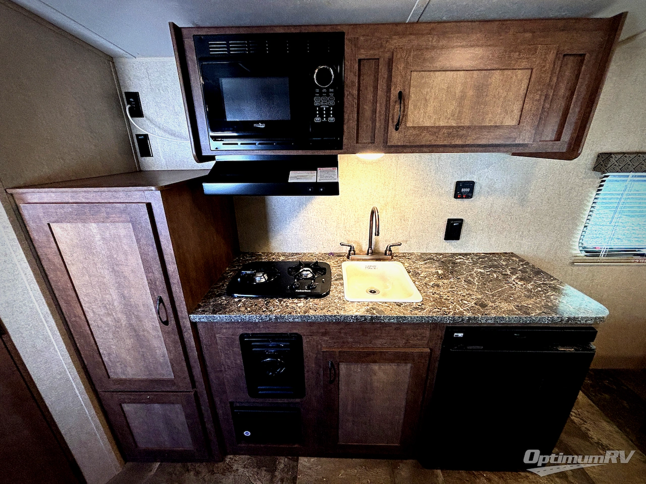 2017 Starcraft Autumn Ridge Mini 18QB Photo 6