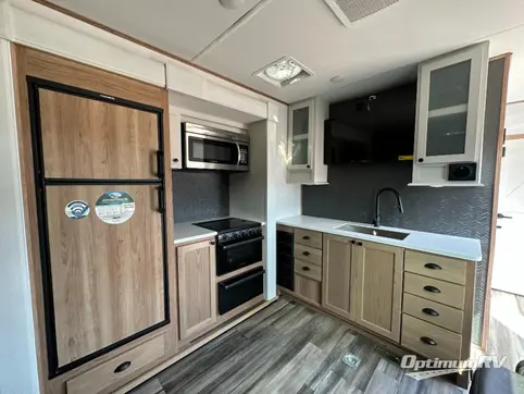 2023 Forest River XLR Hyper Lite 2815 RV Photo 3