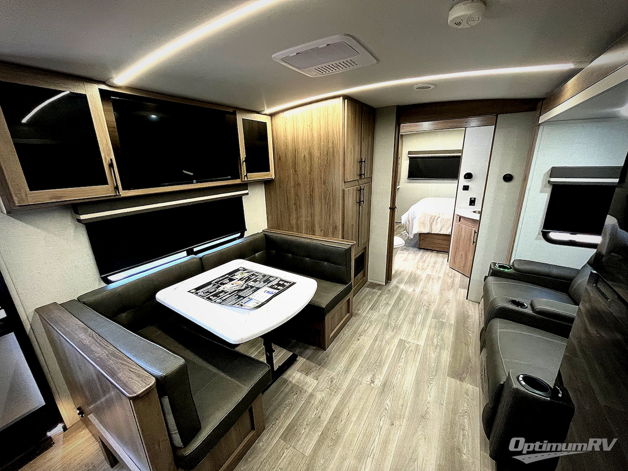 2024 Grand Design Imagine 2920BS Photo 5