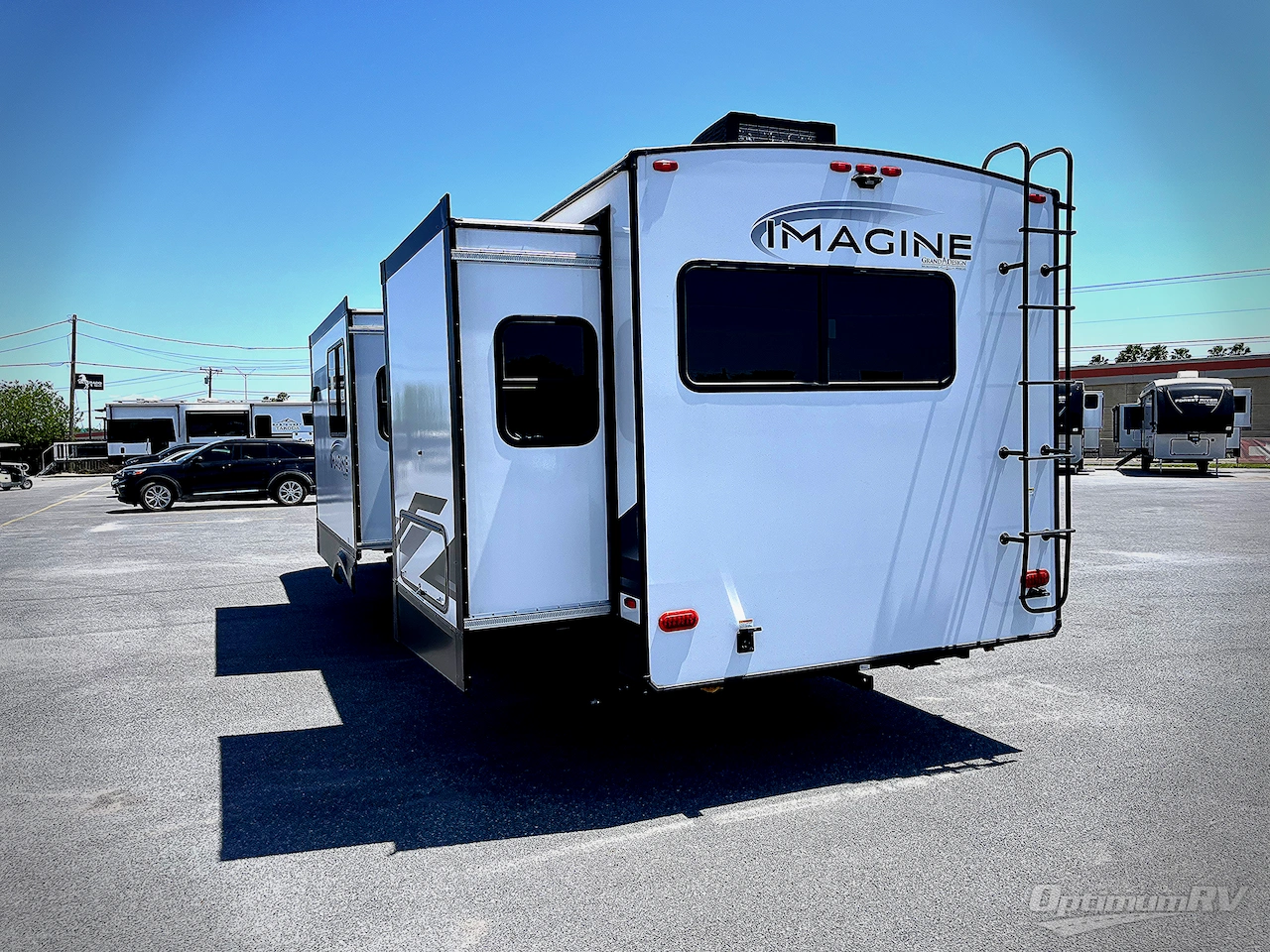 2024 Grand Design Imagine 2920BS Photo 3