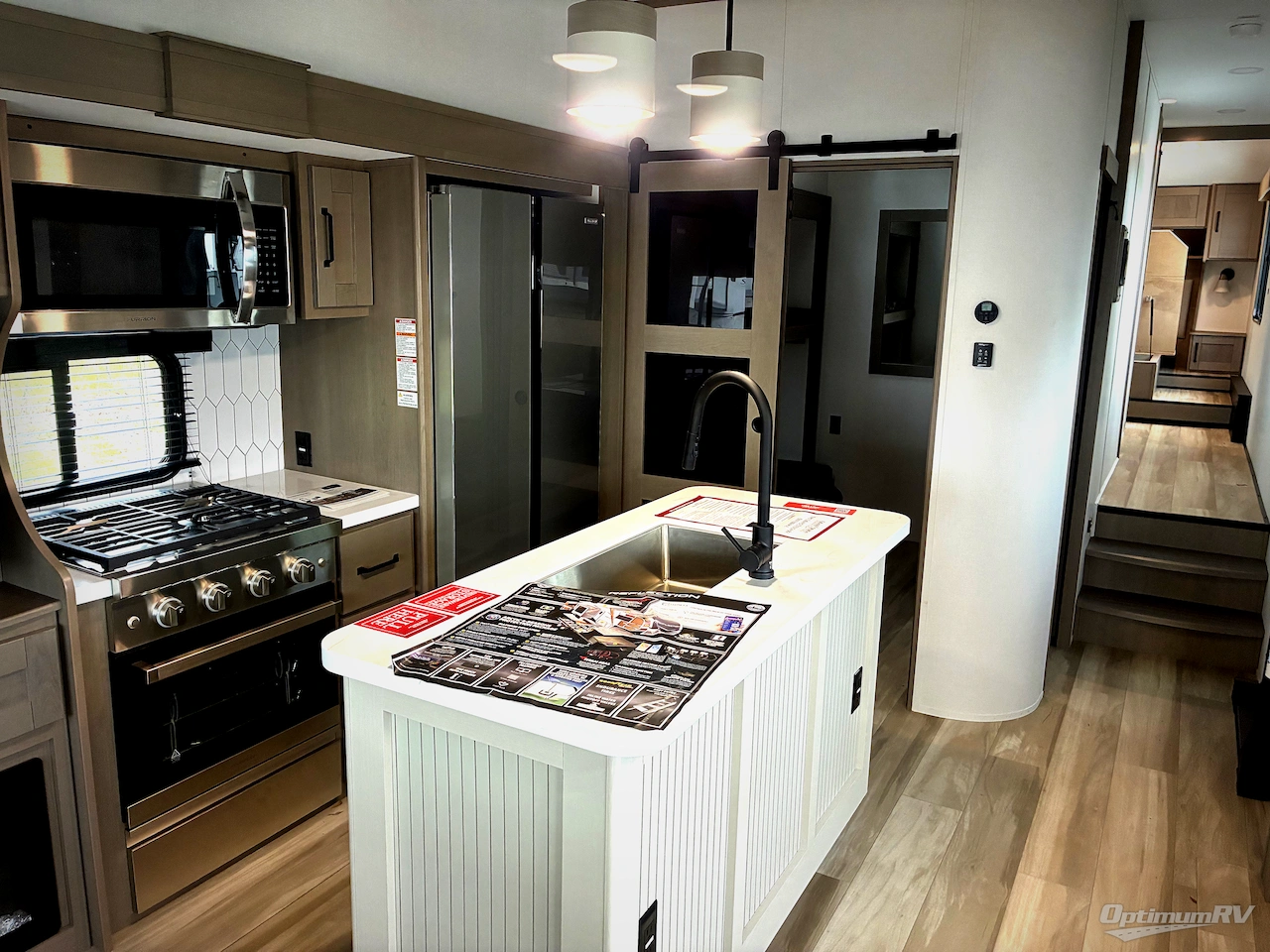 2026 Grand Design Reflection 324MBS Photo 8