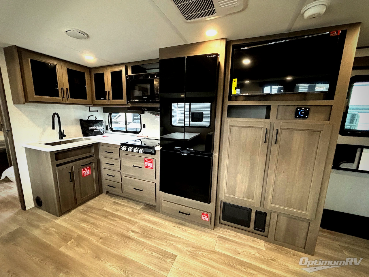 2026 Grand Design Transcend 305BHT Photo 47